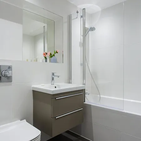 Queens Park By Viridian Apartments London Exterior photo