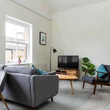 Queens Park By Viridian Apartments London Exterior photo