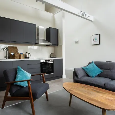 Queens Park By Viridian Apartments London Exterior photo